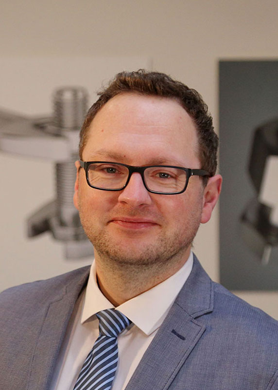 Holder - Geschäftsführer Peter Zimmermann Holder - Geschäftsführer Peter Zimmermann